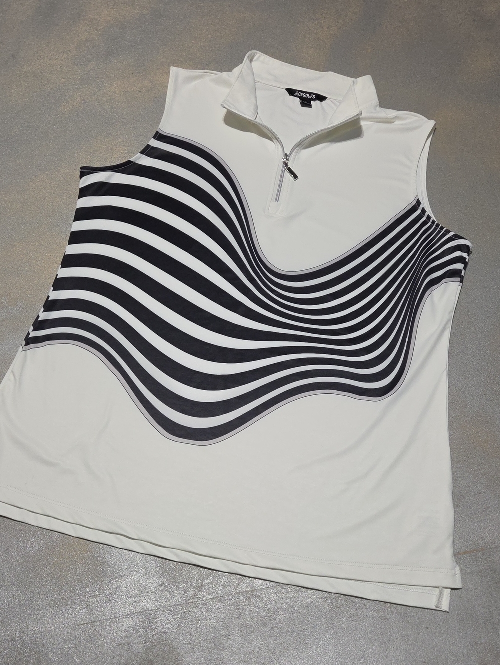 CEGOLFS White Sleeveless Zip Mock Neck Tank with Black Wave Stripes NWOTS